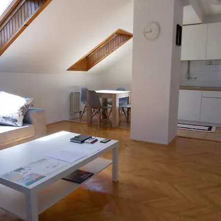 Sunshine Apartment